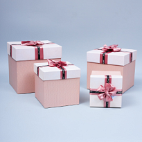 Коробка подарочная с бантом 19*19*18,5см бежевый