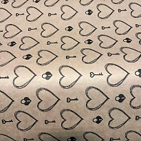 Бумага крафт 70см*10м 70г/м2 Ключик к сердцу черный