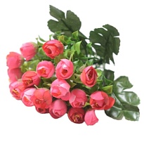 Камелия в букете искусственная h29см малиновый