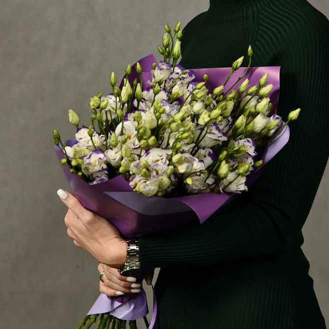 Букет из эустомы "Соблазн"