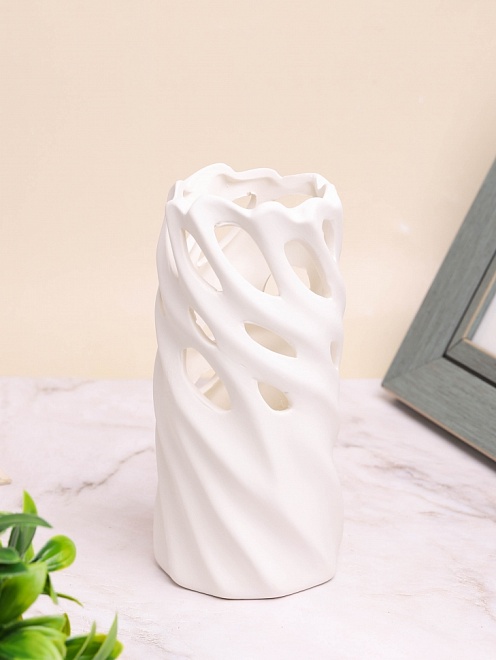 Ваза декоративная d9,5 h20.5см керамика белый