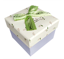 Коробка подарочная 11*11*8,5см Веточки сиреневый