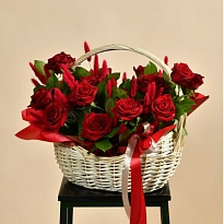 Композиция из роз "Эйфория"