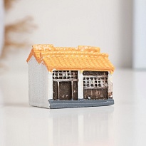 Фигурка для флорариума Домик амбар  4*2.5*3см 