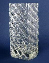 Ваза из стекла Волчок-1 d10*8*h22см 1л текстурная