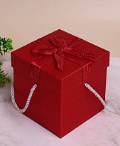 Коробка подарочная 13*13*13см Звездные лучи красный