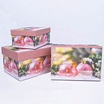 Коробка НГ 22*15*11,5см Елочные игрушки на снегу